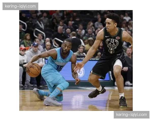 乔丹奥特提前磨合九人轮换 太阳为附加赛强度做战术储备